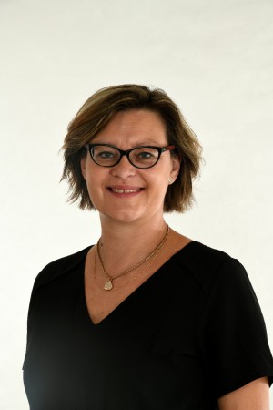 10. Iris Vanhoedenaghe